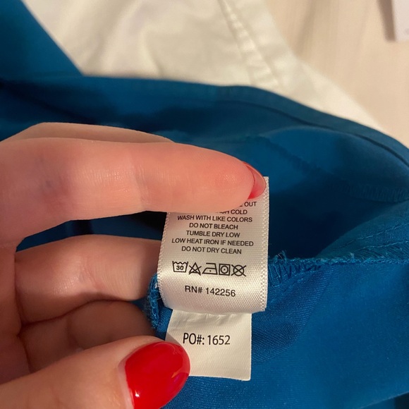 Figs Rafaela Top - Picture 4 of 4